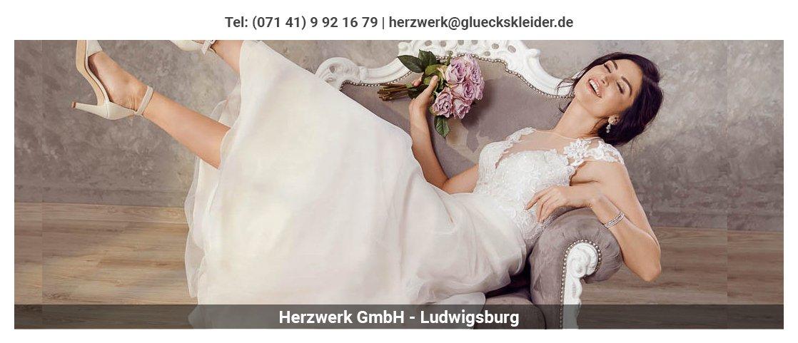 Brautkleider für Aspach - Herzwerk GmbH: Eheringe, Abendkleider